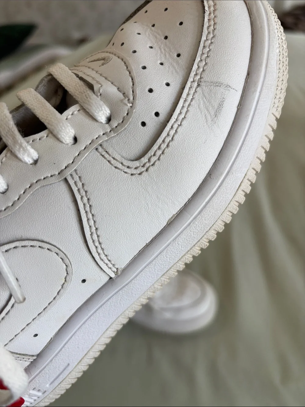 Kids Nike Air Force One White Low-Top Sneakers